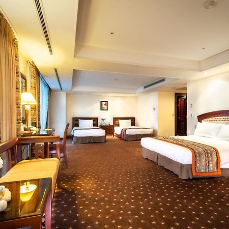 Formosan Naruwan Hotel T'ai-tung Kültér fotó Family Suite